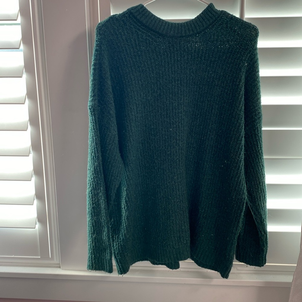 American eagle sweater
